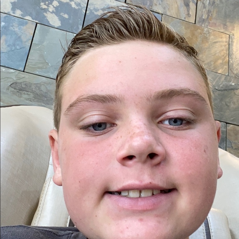 Meet your Posher, Carson